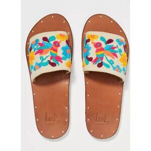 NEW w/Box Beek Embroidered Lovebird Sandals Size 7